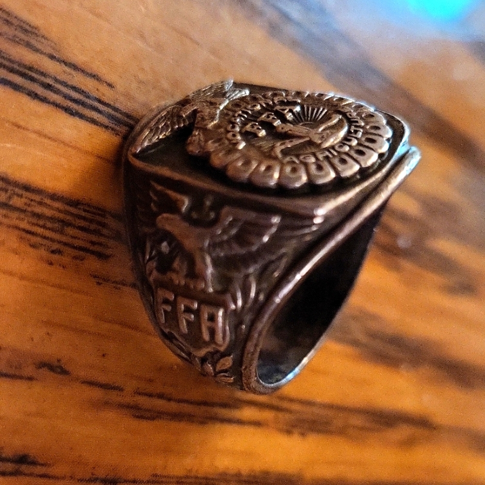 FFA Ring - Picture 4 of 4